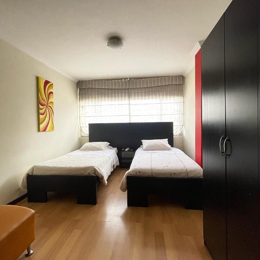 Hotel Alojate In Богота Экстерьер фото