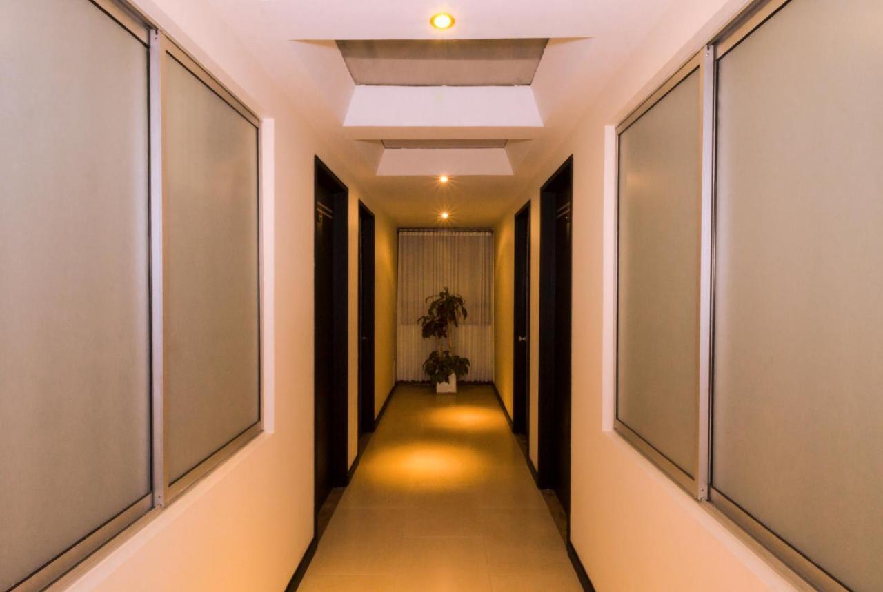 Hotel Alojate In Богота Экстерьер фото